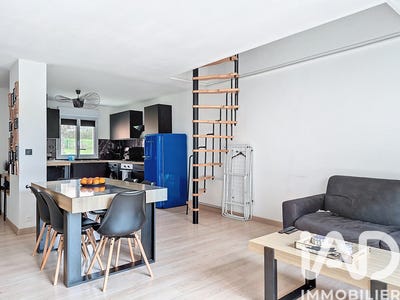/international/fr/mercues-midi-pyrenees-310106513214/?lang=id
