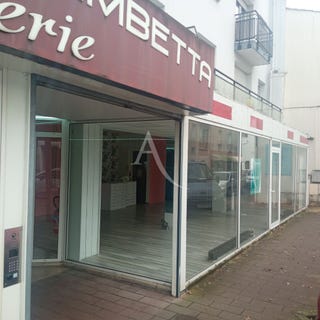 /international/fr/challans-pays-de-la-loire-310104469119/