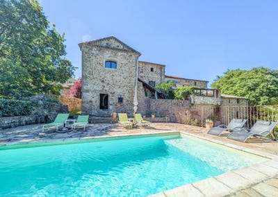 /international/fr/les-mages-languedoc-roussillon-310119974467/