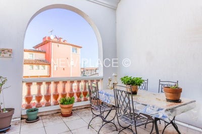 /international/fr/grimaud-provence-alpes-cote-d-azur-310107980130/