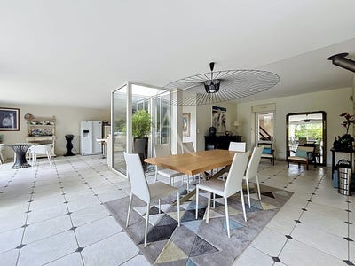 /international/fr/angers-pays-de-la-loire-310108102927/