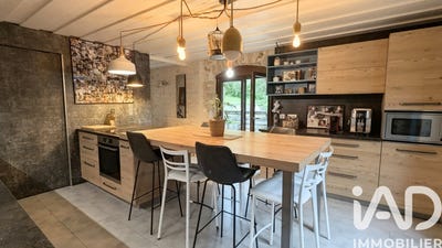 /international/fr/mouthier-haute-pierre-franche-comte-310108000230/