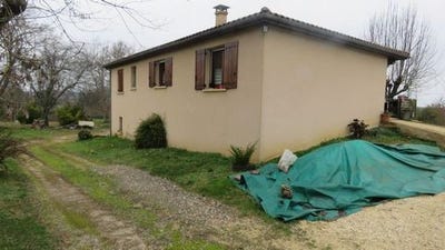 /international/fr/hautefort-aquitaine-120094022664/