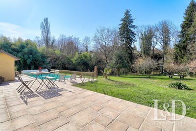 /international/fr/aiguebelette-le-lac-rhone-310100672206/