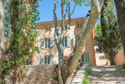 /international/fr/aix-en-provence-provence-alpes-cote-d-azur-310100962555/?lang=en