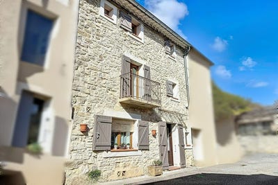 /international/fr/saint-martin-de-castillon-provence-alpes-cote-d-azur-310098445569/