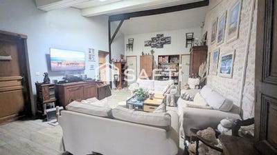 /international/fr/saint-jean-d-angely-charente-310103283413/