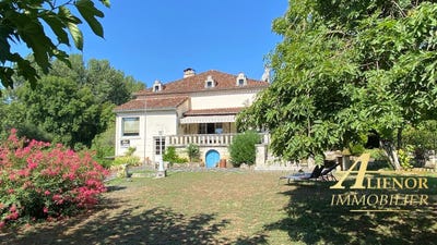 /international/fr/bourdeilles-aquitaine-310107070109/