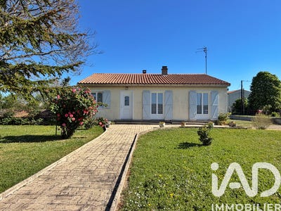 /international/fr/villognon-charente-310107641705/
