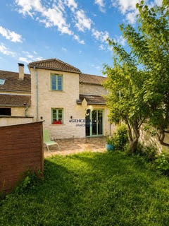 /international/fr/coye-la-foret-picardie-310108315611/