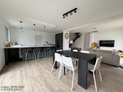 /international/fr/angers-pays-de-la-loire-120097650580/