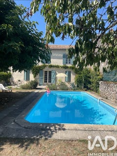/international/fr/gensac-charente-310108778501/