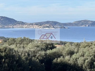 /international/fr/lumio-corsica-310104837152/