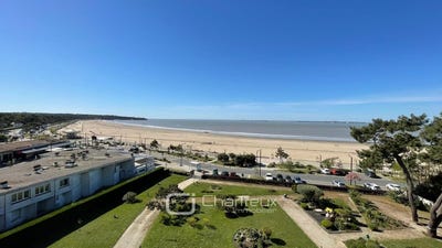 /international/fr/saint-georges-de-didonne-charente-310105763035/