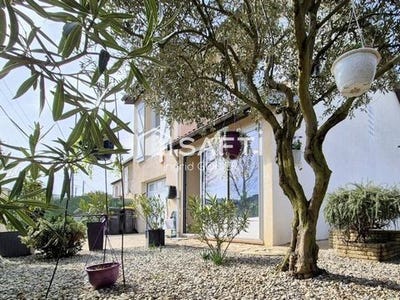 /international/fr/laroque-d-olmes-midi-pyrenees-310102784479/