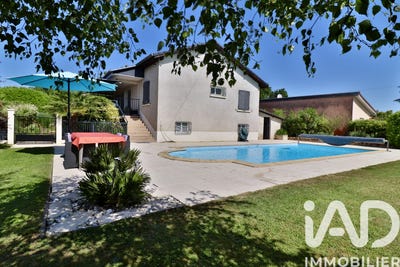 /international/fr/la-chapelle-de-guinchay-burgundy-310106708322/