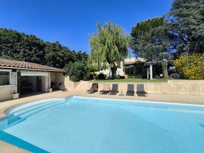 /international/fr/montboucher-sur-jabron-rhone-310108305553/