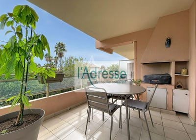 /international/fr/antibes-provence-alpes-cote-d-azur-310110420688/