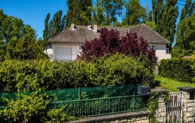 /international/fr/bourges-centre-val-de-loire-310109238808/?lang=id