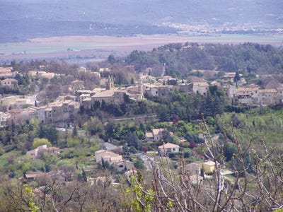 /international/fr/pierrevert-provence-alpes-cote-d-azur-120088726359/