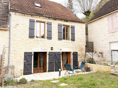 /international/fr/frayssinet-midi-pyrenees-310108789313/
