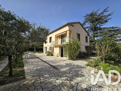 /international/fr/connaux-languedoc-roussillon-310106396024/