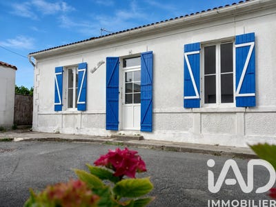 /international/fr/le-chateau-d-oleron-charente-310108183288/
