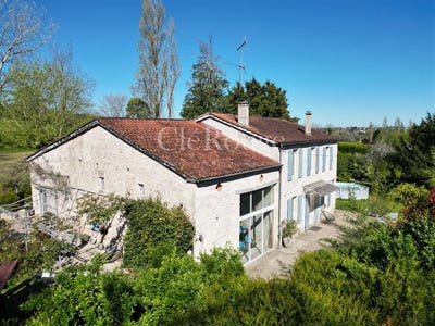 /international/fr/monsegur-aquitaine-310107412267/