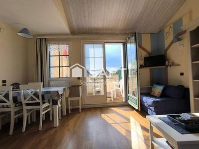 /international/fr/talmont-saint-hilaire-pays-de-la-loire-310107864224/