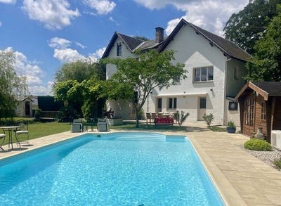 /international/fr/brioux-sur-boutonne-charente-310101487960/?lang=it