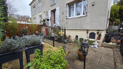 /international/fr/precy-sur-oise-picardie-310105266817/