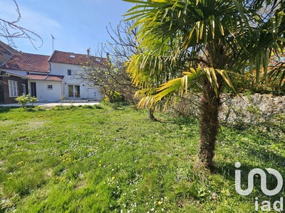 /international/fr/saint-jean-les-deux-jumeaux-ile-de-france-120092972615/