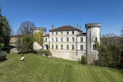 /international/fr/angouleme-charente-310099061545/