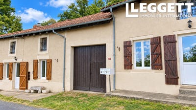 /international/fr/etagnac-charente-310110312325/