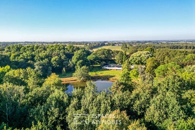 /international/fr/chantonnay-pays-de-la-loire-310101353518/?lang=en