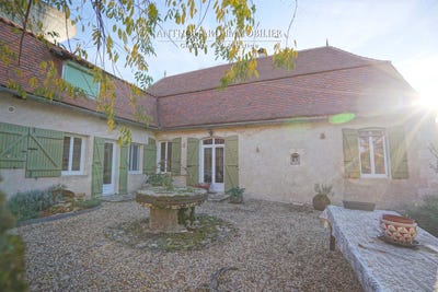 /international/fr/villamblard-aquitaine-310103816269/