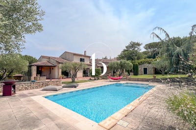 /international/fr/sabran-languedoc-roussillon-310109745469/