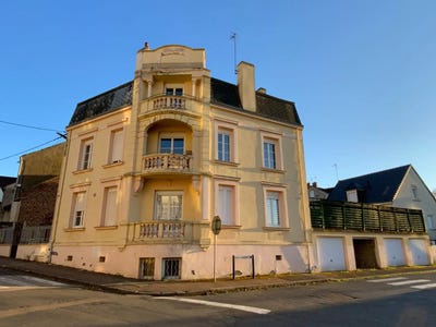 /international/fr/le-creusot-burgundy-310106598691/