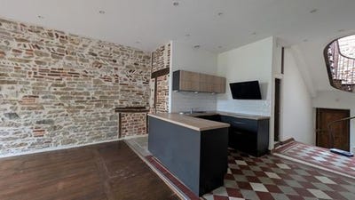/international/fr/bourg-en-bresse-rhone-310108006608/