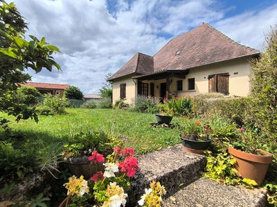 /international/fr/figeac-midi-pyrenees-310098018033/