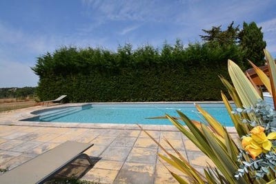 /international/fr/la-rochefoucauld-charente-310101376486/?lang=zh-cn