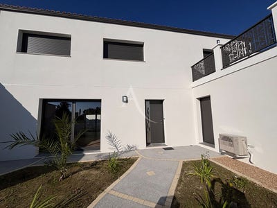 /international/fr/talmont-saint-hilaire-pays-de-la-loire-310108270459/
