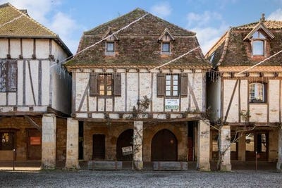 /international/fr/bretenoux-midi-pyrenees-310105103345/