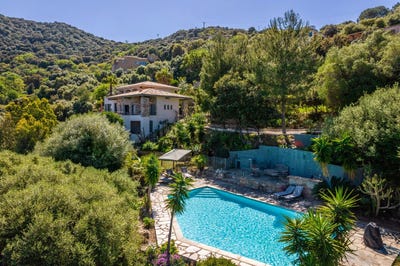 /international/fr/monticello-corsica-310107371920/