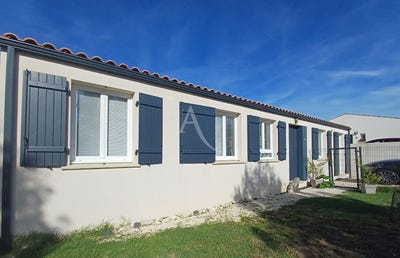 /international/fr/saint-nazaire-sur-charente-charente-310110247885/