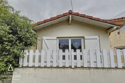 /international/fr/lacanau-aquitaine-310100173259/