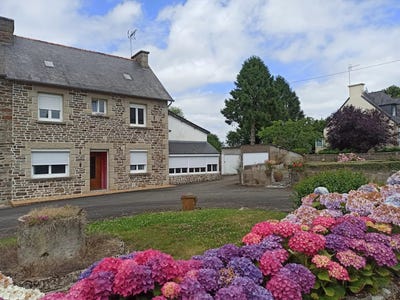 /international/fr/saint-samson-sur-rance-brittany-120093190431/