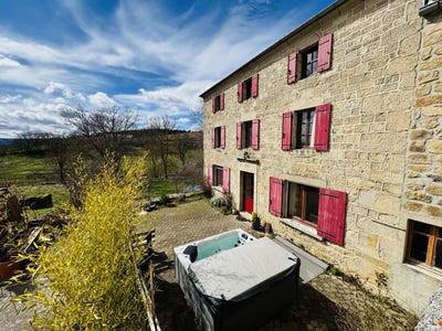 /international/fr/saint-christophe-d-allier-auvergne-310106490347/