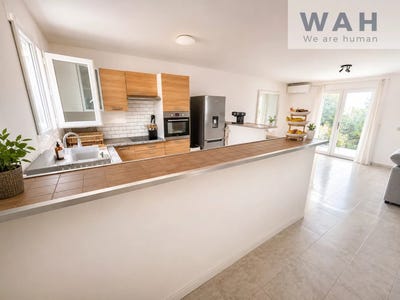 /international/fr/vergeze-languedoc-roussillon-310108375984/