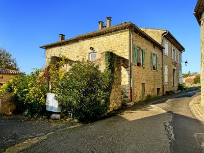 /international/fr/villeneuve-de-berg-rhone-120096543406/?lang=en